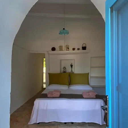 Trullo Porta Celeste 别墅 *