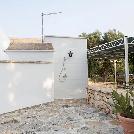 Trullo Porta Celeste 圣米凯莱萨伦蒂诺